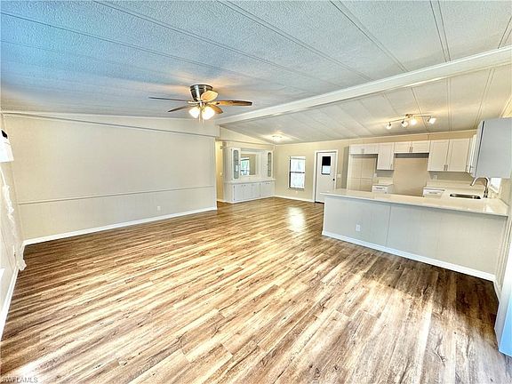 5th image of 1252 Henderson Creek Dr
