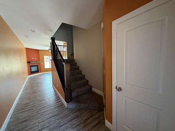 2nd image of 1549 Northfield Rd #3