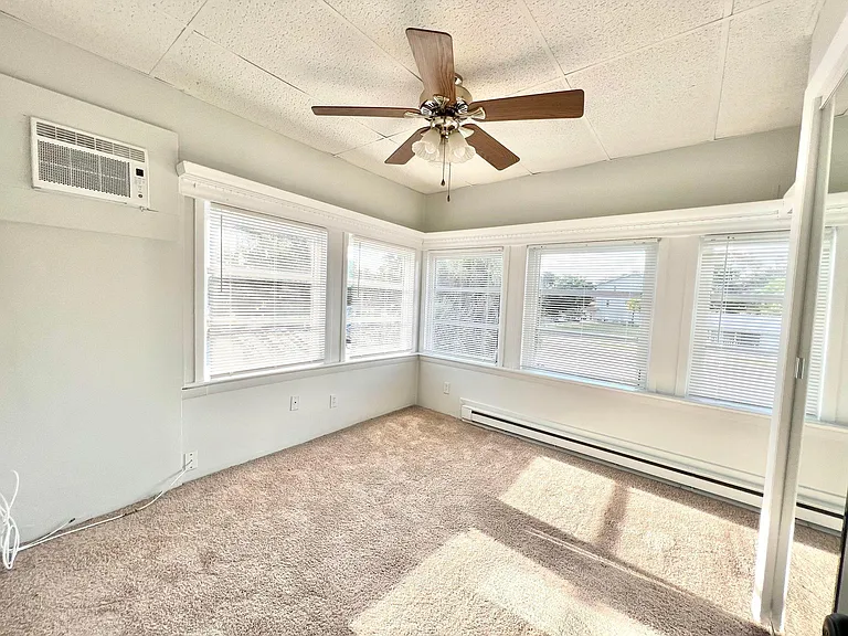 451 Skinner Blvd #C — Photo 2