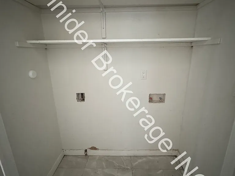 15 Bethune Blvd #101 — Photo 16