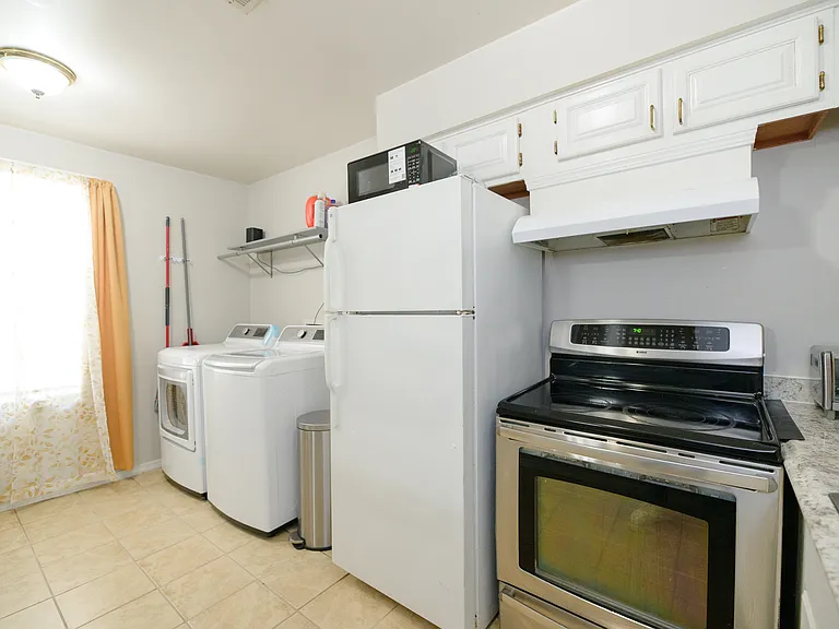 834 C Ave — Photo 23