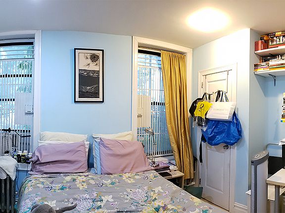 5th image of 525 E 6th St #1