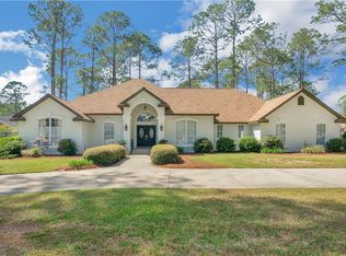 1071 Lynn Dr, Waycross, GA 31503