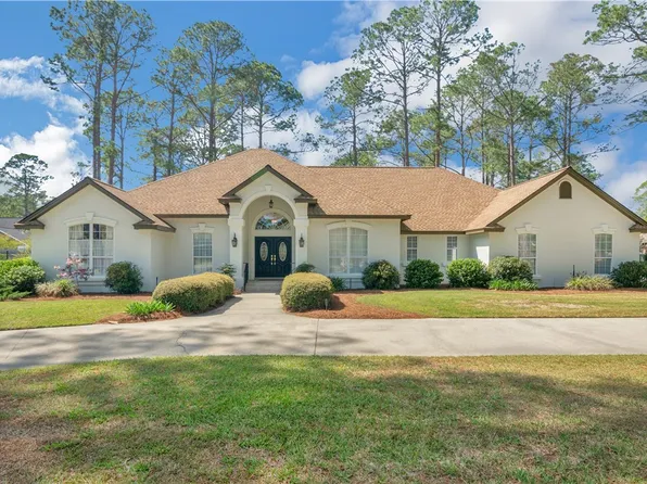 1071 Lynn Dr, Waycross, GA 31503