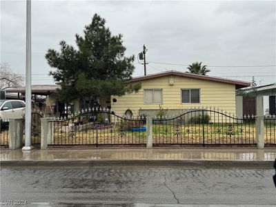 1205 Tamerack Ave, Las Vegas, NV, 89106