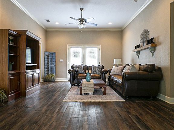 5th image of 1479 Auburn Ct