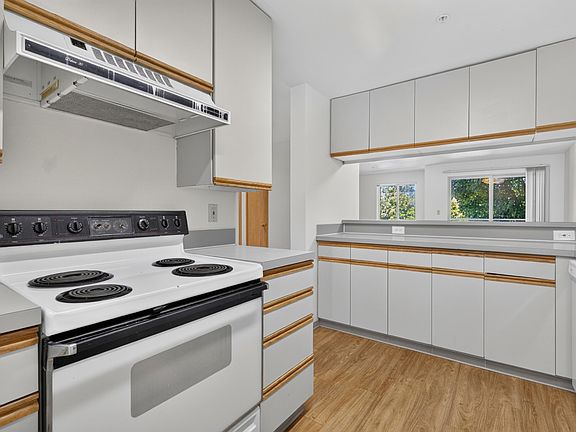 4th image of 41 Dravus St APT 101