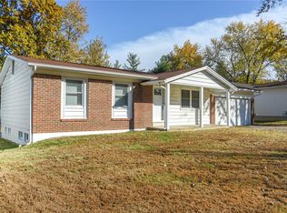 1578 Glenage Dr, Maryland Heights, MO 63043
