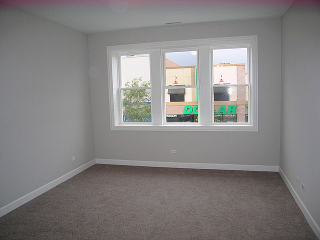 1st image of 5617 W Belmont Ave #2F
