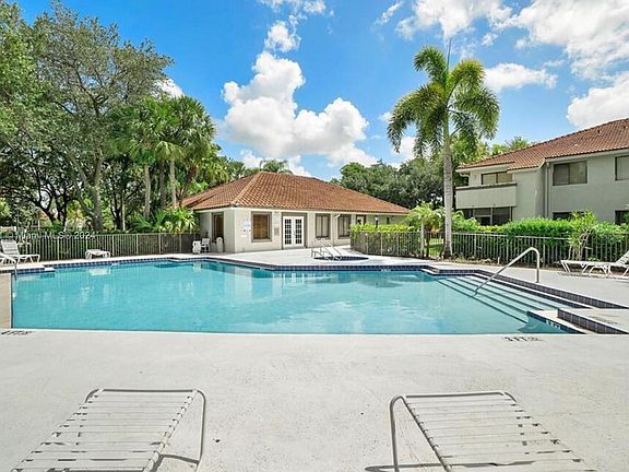 2nd image of 3261 Coral Lake Dr #3261