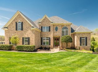 25 Rockingham Ln, Oak Ridge, TN 37830