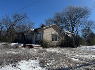 1501 W Corporation St, Henryetta, OK 74437