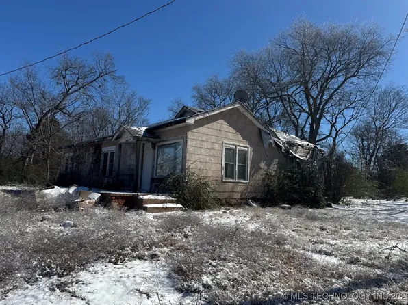 1501 W Corporation St, Henryetta, OK 74437