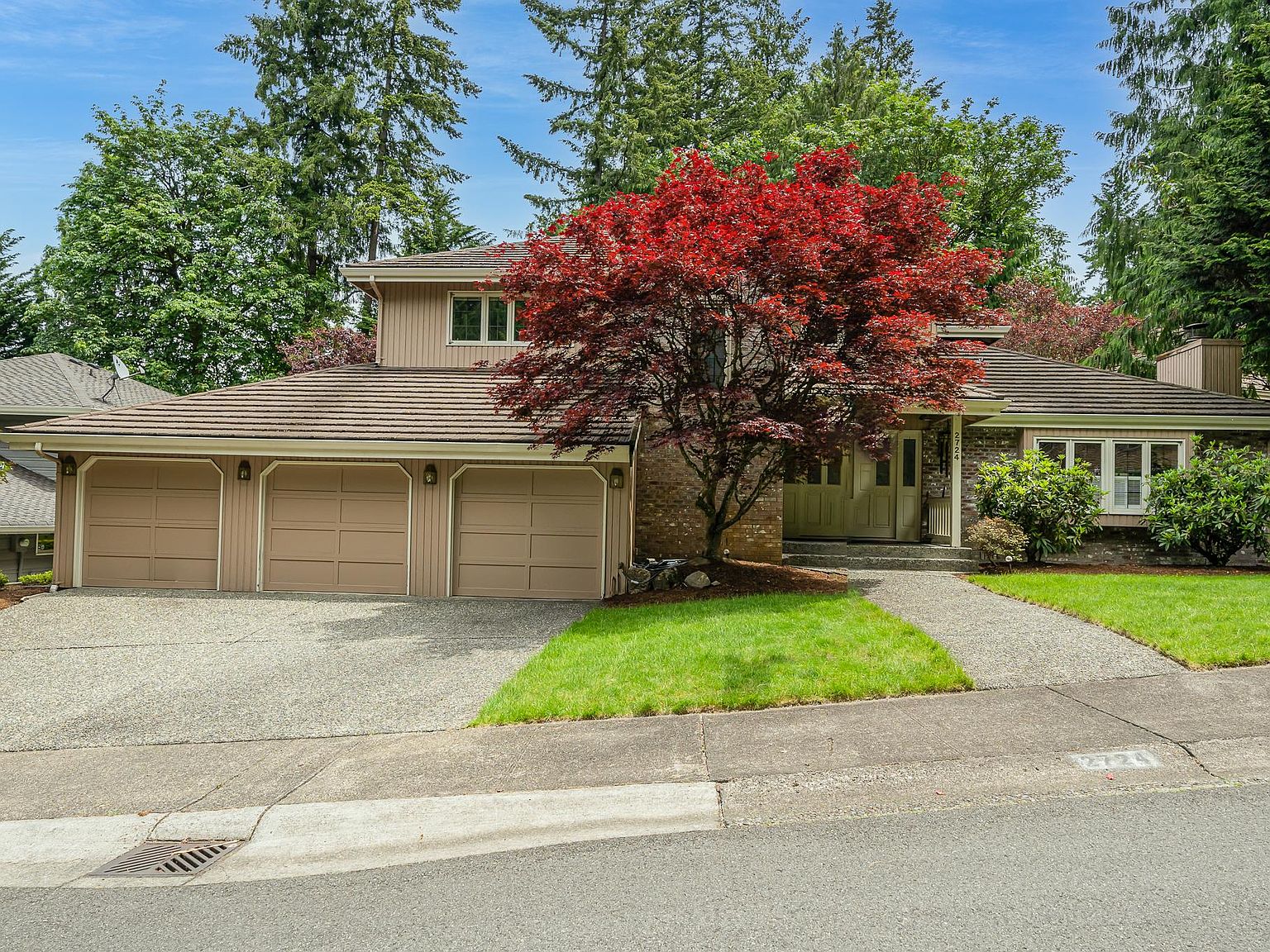 2724 224th Ave NE, Sammamish, WA 98074 | Zillow