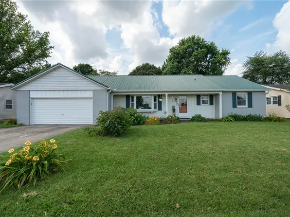 1203 W Temple Ave, Effingham, IL 62401