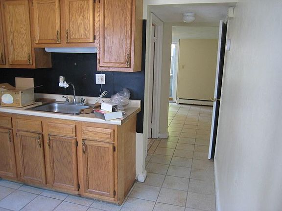 4th image of 23 Suffolk St #1A