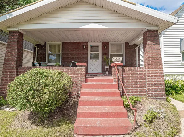 6615 Bartmer Ave, Saint Louis, MO 63130
