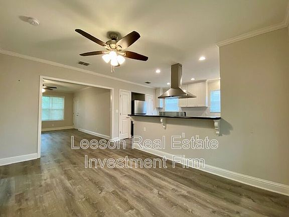 4th image of 2721 Fairfield Ave #2723
