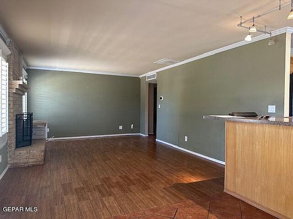 3rd image of 3225 Kilgore Pl