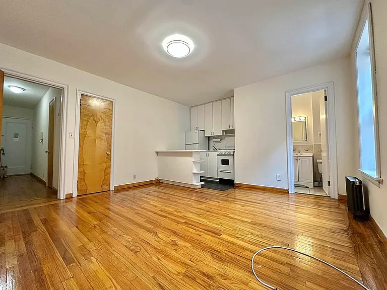 146 W 79th St #6A — Photo 3