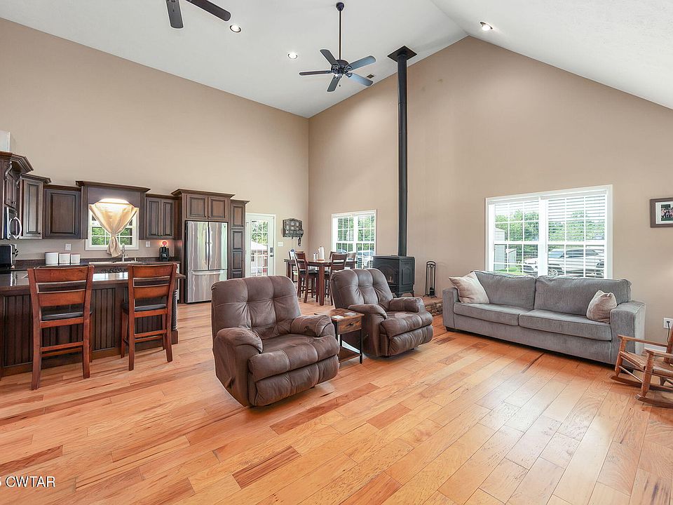 16th image of this home