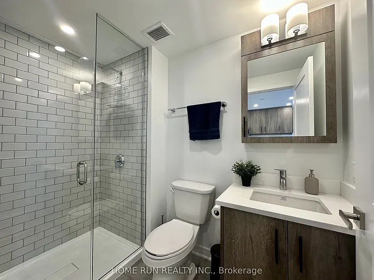 340 Queen St #1701 — Photo 11