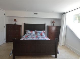 193 Elm St, Southampton, NY 11968