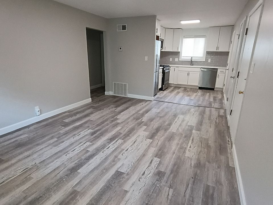 1st image of 2699 Neil Ave #C