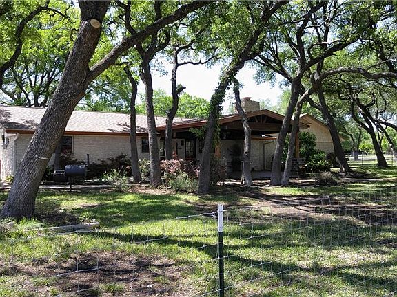 5th image of 300 Marquis Ln