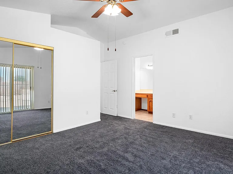 10717 Keller Dr — Photo 18
