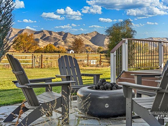 2nd image of 2185 Waterwheel Rd