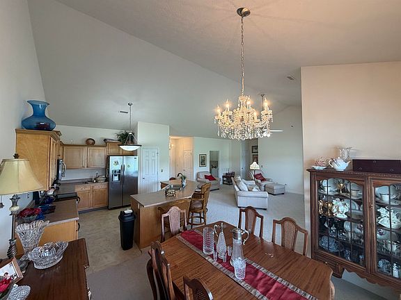 4th image of 77 Cornerstone Cir