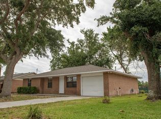 825 S Kottle Cir, Daytona Beach, FL 32114