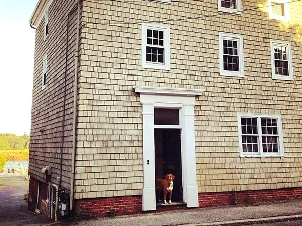40 Central St #B, Manchester, MA 01944