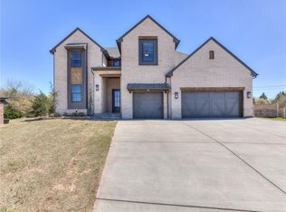 6324 Beau Ct, Edmond, OK 73034