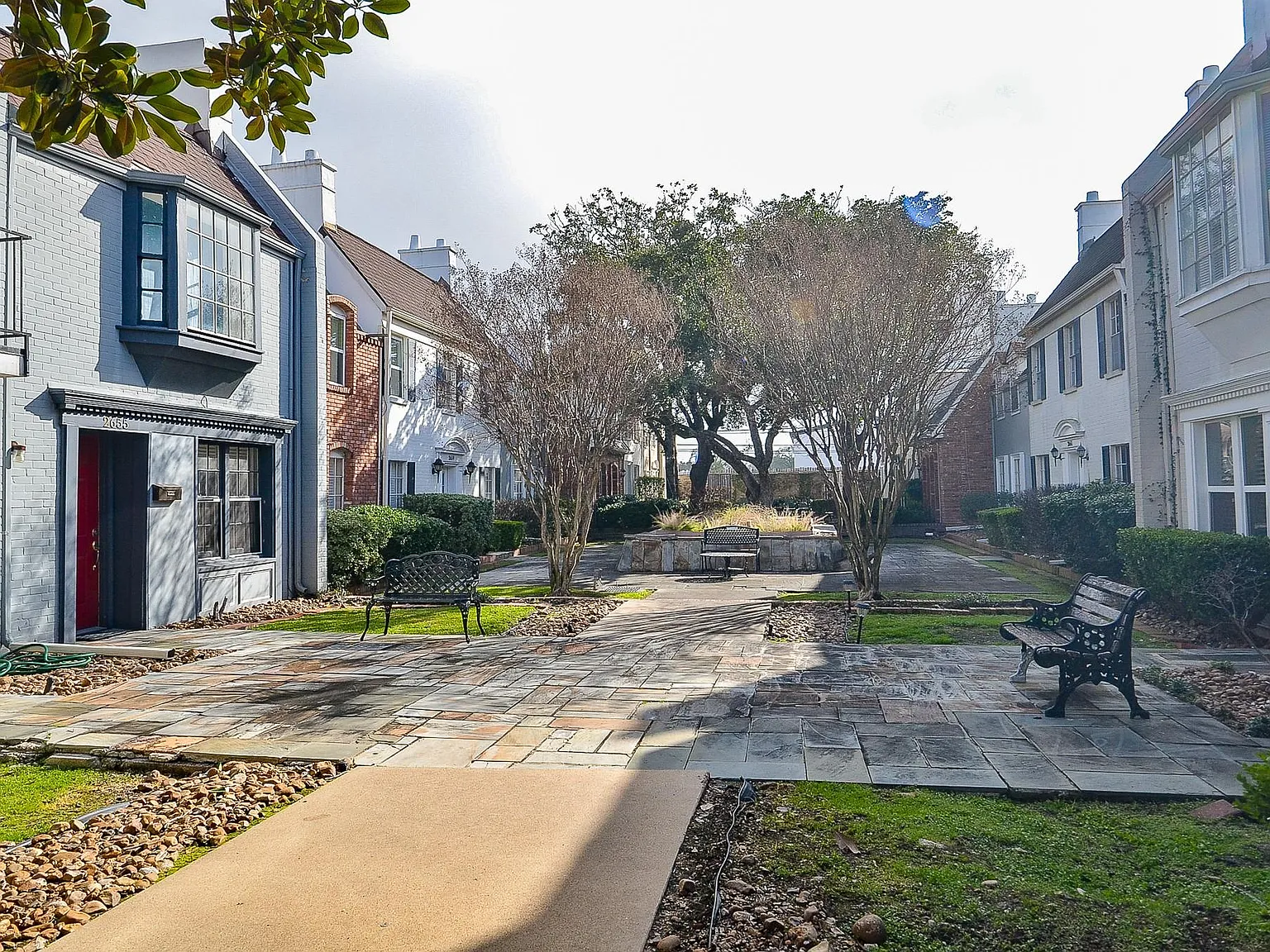 2 bed, 1.5 bath, 1088 sqft, $1,750 — Photo 2