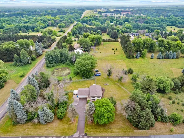 20075 Uplander St NW, Oak Grove, MN 55011