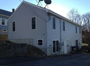 28 5th Ave, Webster, MA 01570