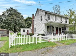 27 High Rd, Pottsville, PA 17901