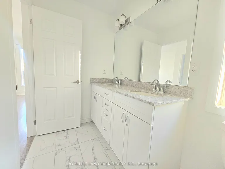 92 Avani Ave — Photo 21