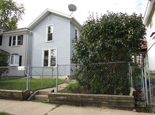 154 S Franklin St, Janesville, WI 53548