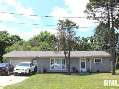 403 N 2nd St, Neponset, IL, 61345