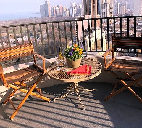 5th image of 2020 N Lincoln Park W APT 22J