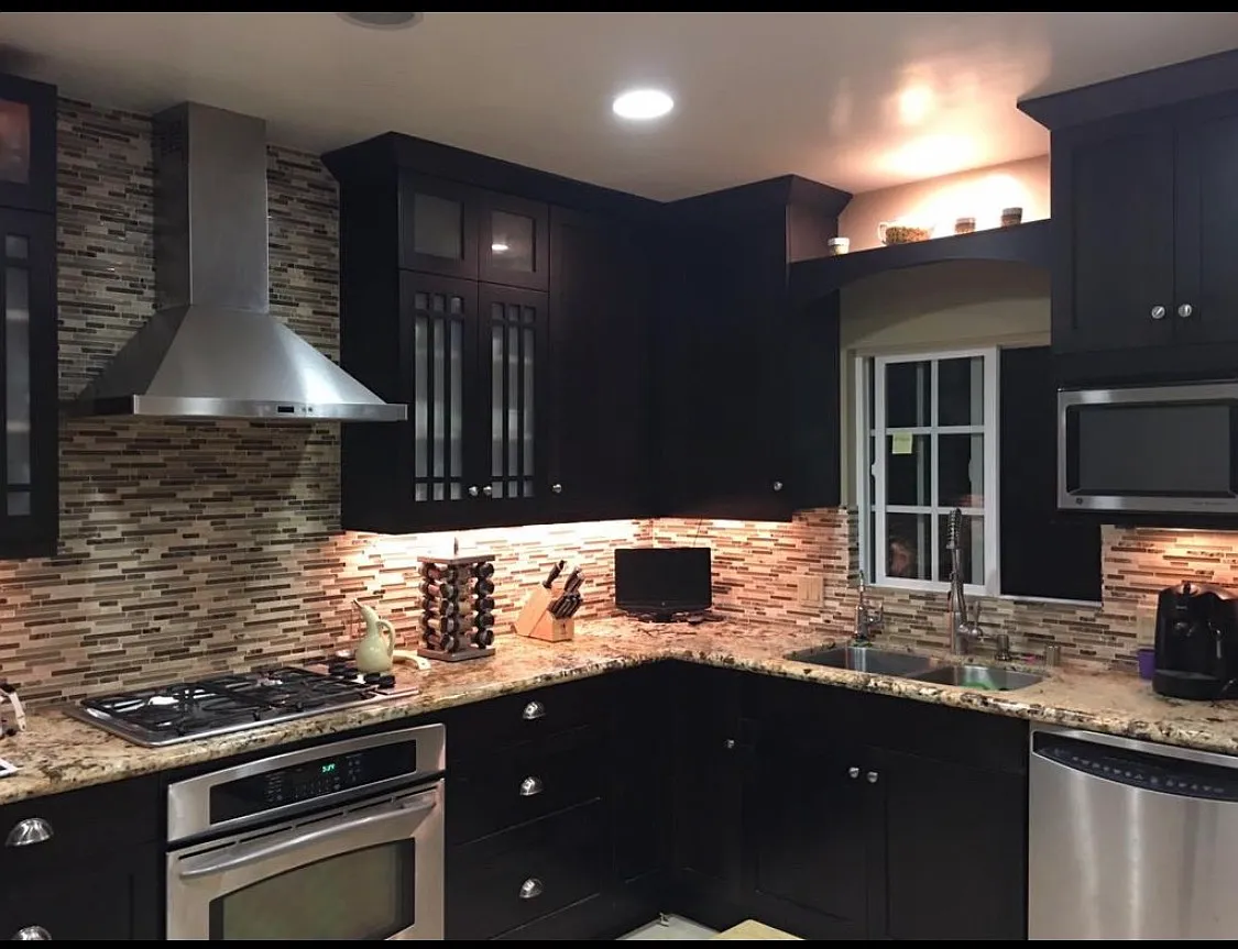 2 bed, 728 sqft, $3,200 — Photo 4