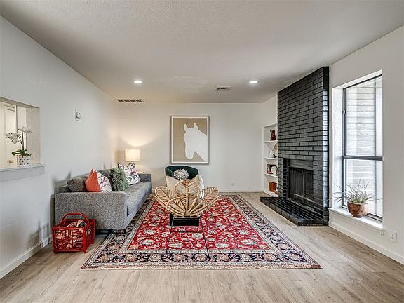 3rd image of 11403 Springhollow Rd APT 201
