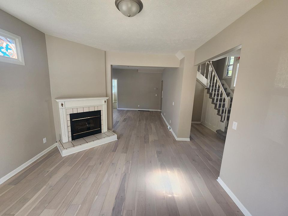 1st image of 366 N 40th St