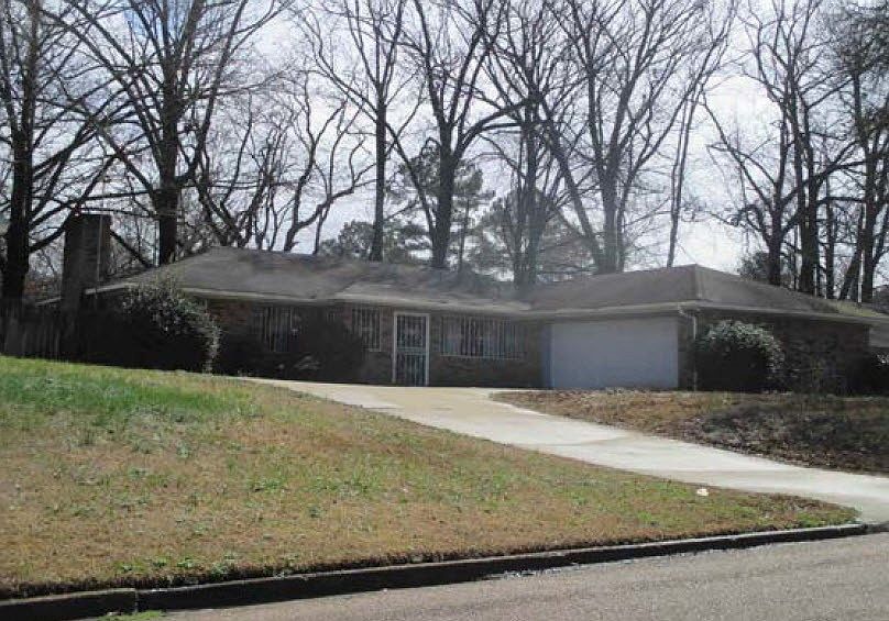 1st image of 2156 Thousand Oaks Dr