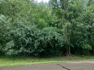 25888 Sierra Dr, Novi, MI 48374