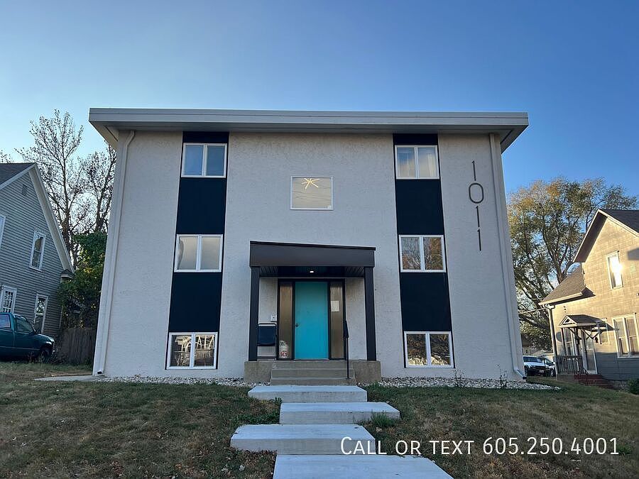 1st image of 1011 S 2nd Ave #2
