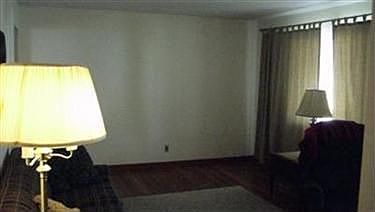 4th image of 512 N Dunlap Ave